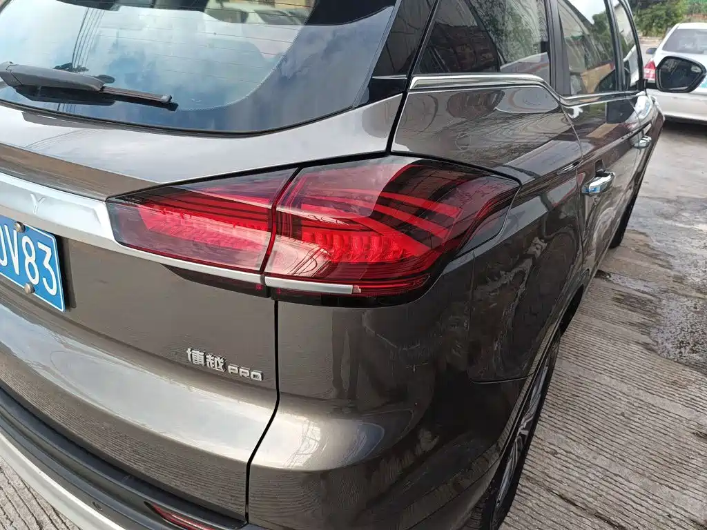Geely Boyue — миниатюра 8