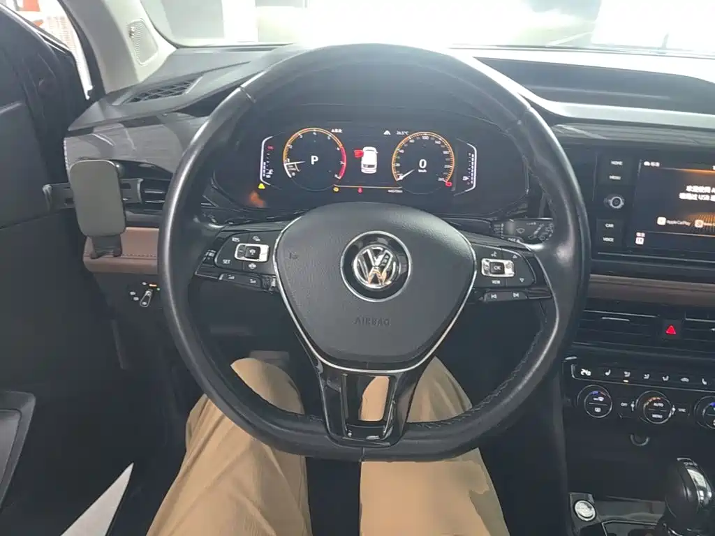 Volkswagen Tharu — миниатюра 15