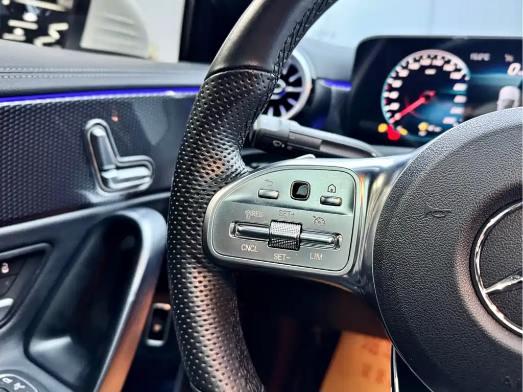 MERCEDES-BENZ A CLASS