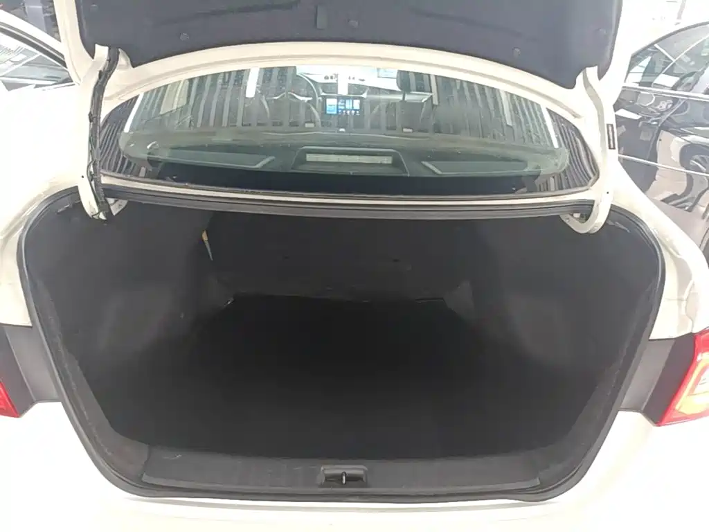 Nissan Sylphy — миниатюра 19