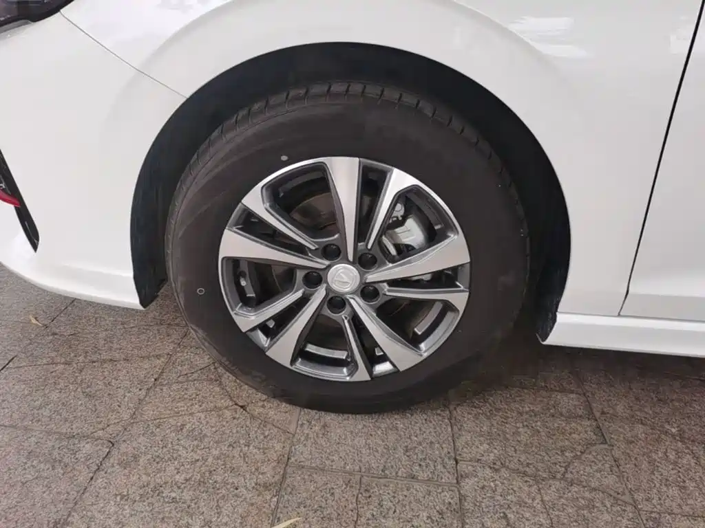 Changan Eado — миниатюра 23