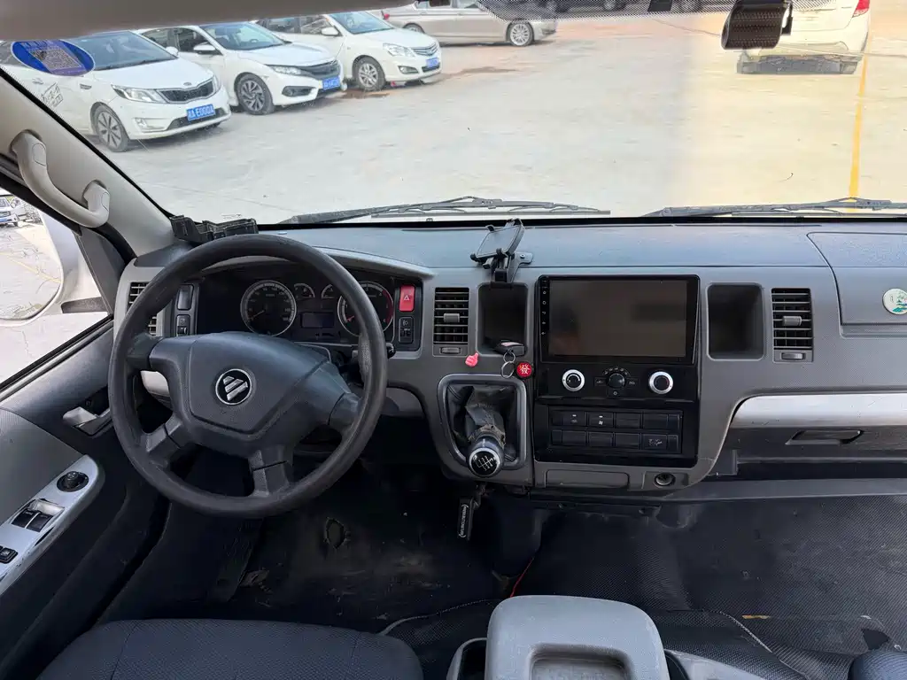 Foton G9 2020 2.8T 9 мест 4J28TC3