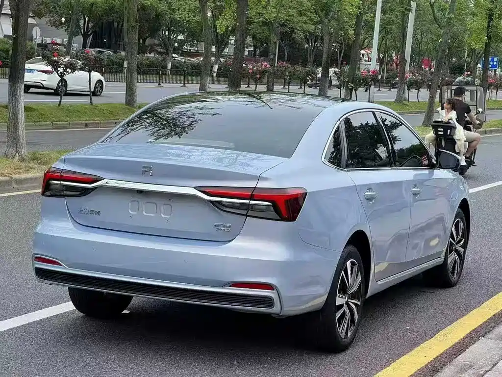 Roewe Feifan ER6 — миниатюра 9
