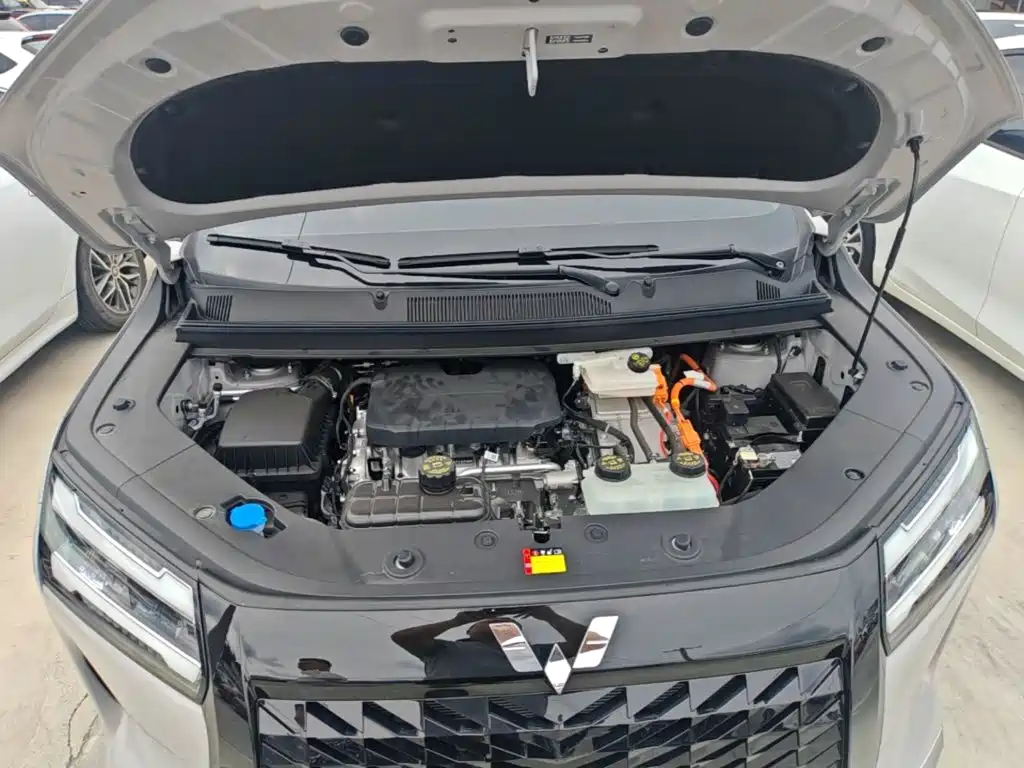 Wuling Xingguang 730 New Energy — миниатюра 20
