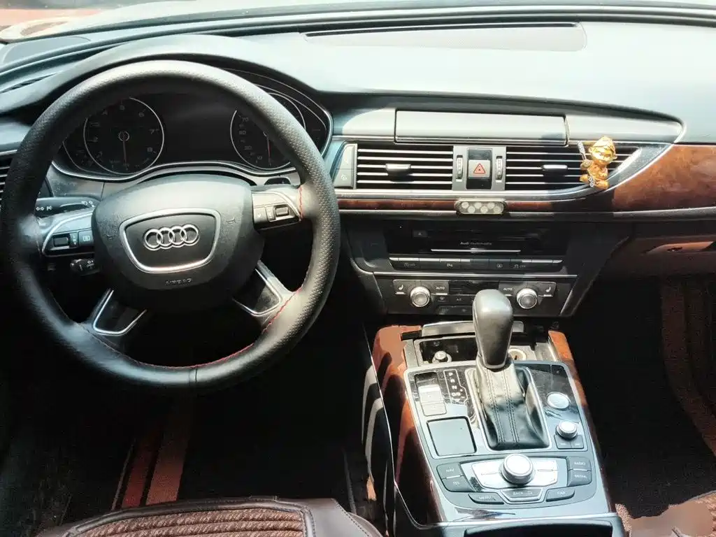 Audi A6L — миниатюра 10