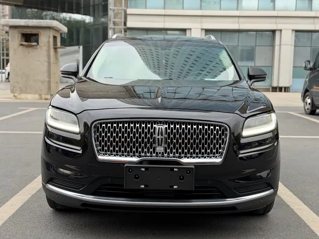 Lincoln Nautilus — миниатюра 2