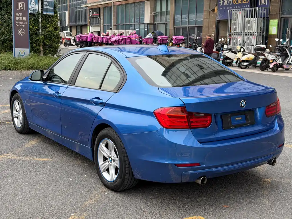 BMW 3 Series — миниатюра 4