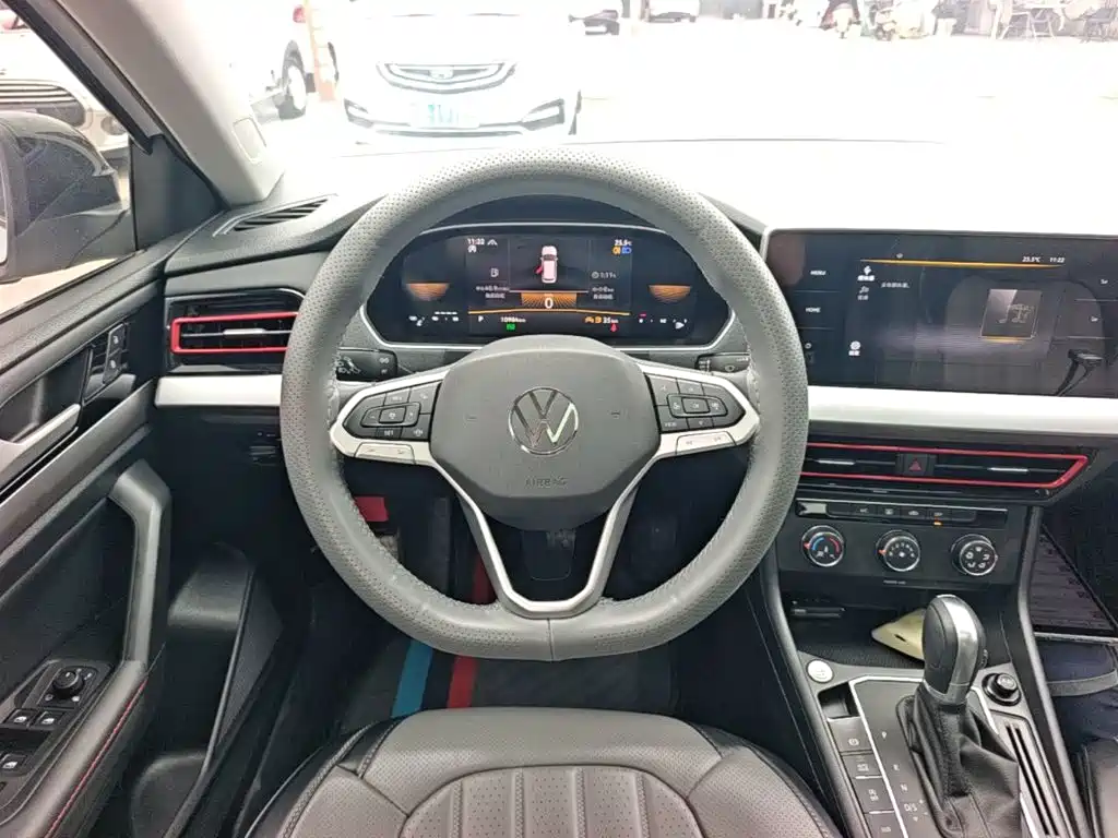 Volkswagen Lavida — миниатюра 11