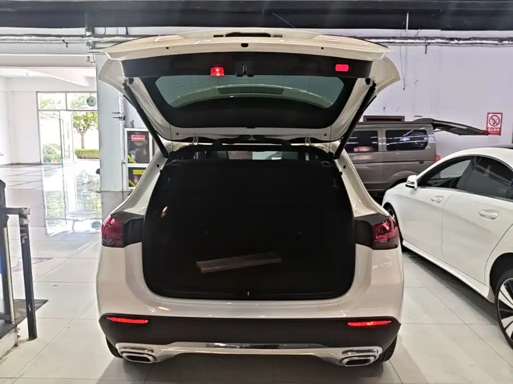 Mercedes-Benz GLA — миниатюра 19