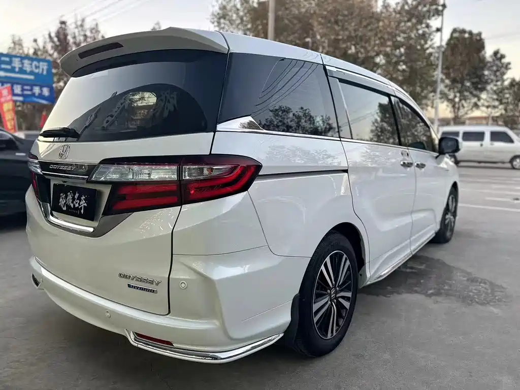 Honda Odyssey — миниатюра 7