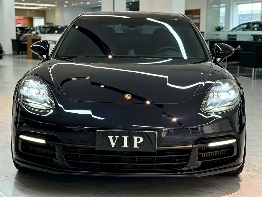 Porsche Panamera — миниатюра 2