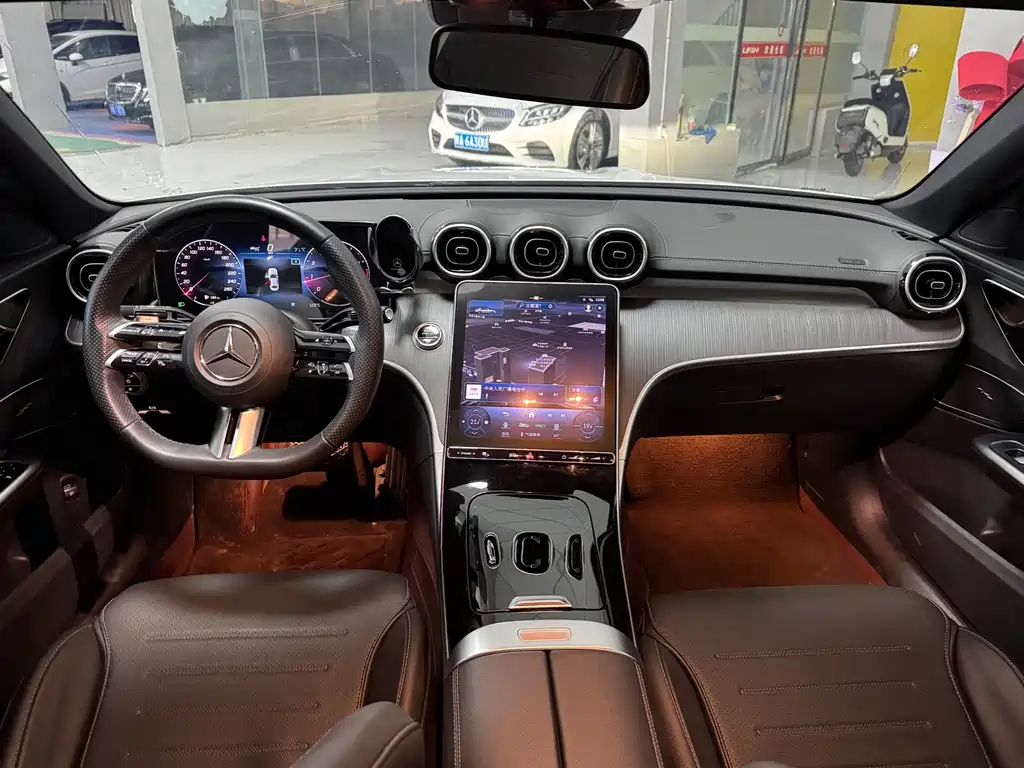 Mercedes-Benz C-Class — миниатюра 5