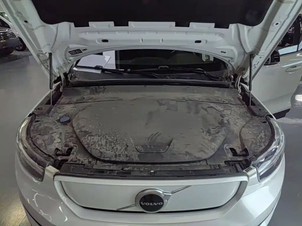 Volvo XC40 NEV — миниатюра 20