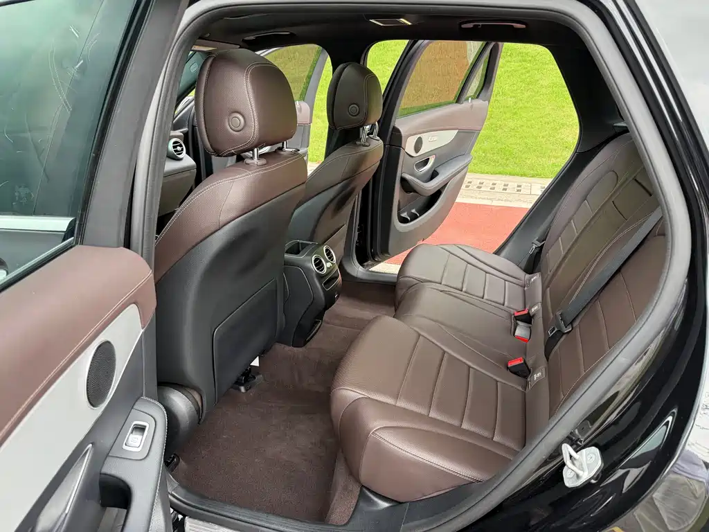 Mercedes-Benz GLC — миниатюра 9