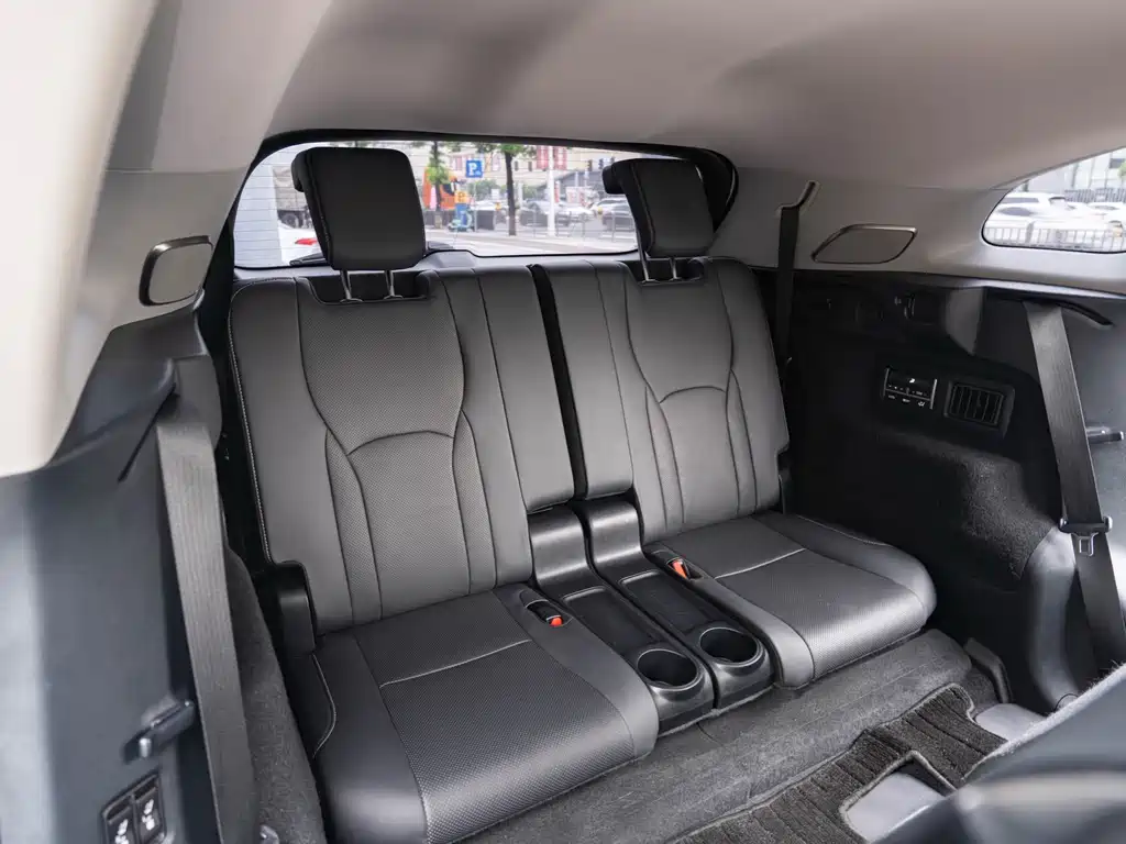 Lexus RX — миниатюра 13