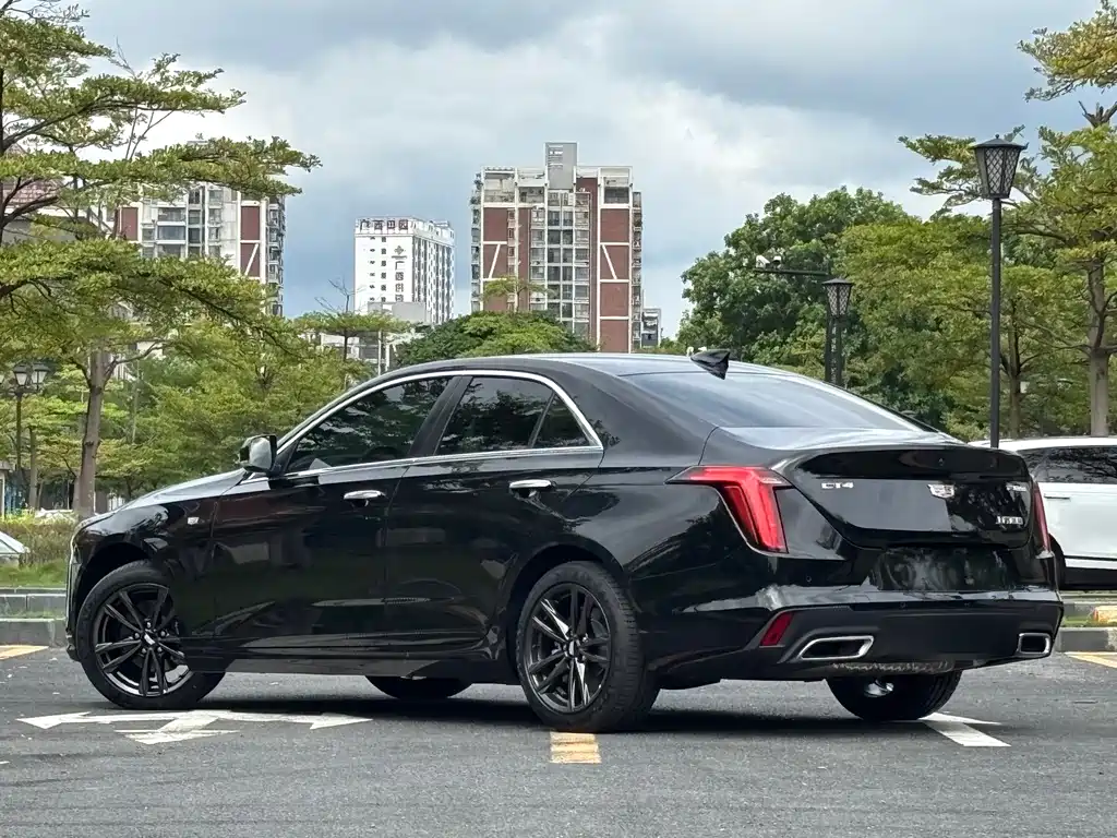 Cadillac CT4 — миниатюра 4