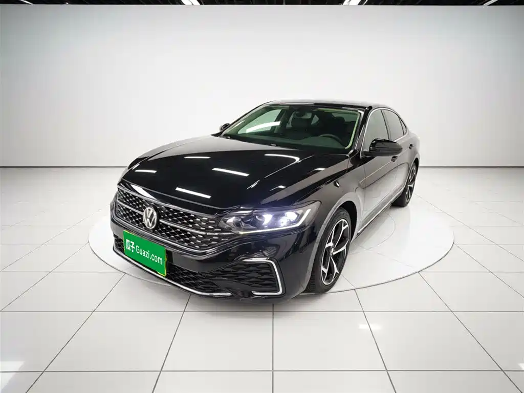 Volkswagen Passat 2024
