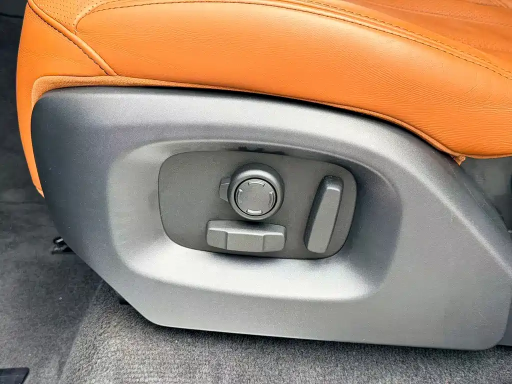 Land Rover Sport — миниатюра 21