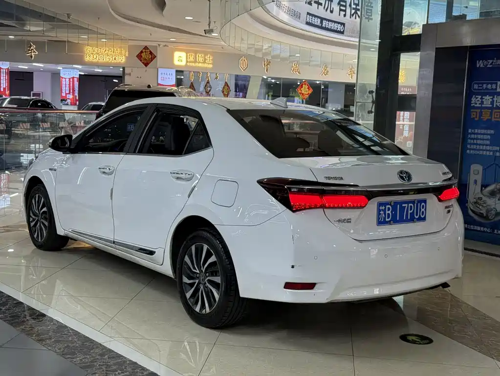 Toyota Corolla — миниатюра 6