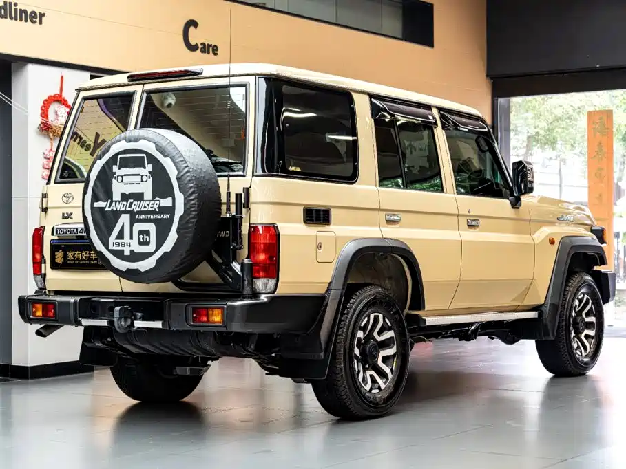 Toyota Land Cruiser — миниатюра 4