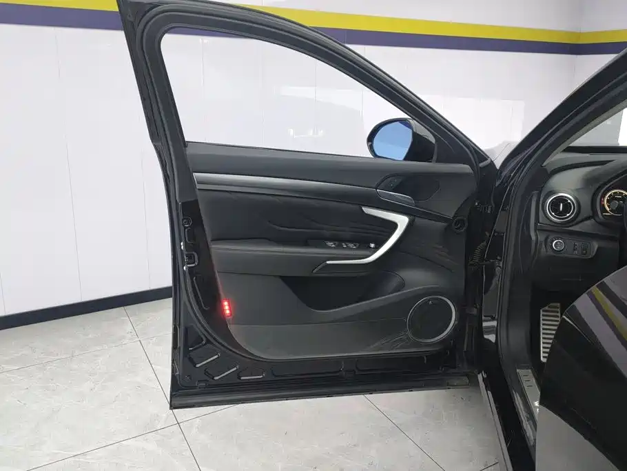 Wey Wey VV7 — миниатюра 7