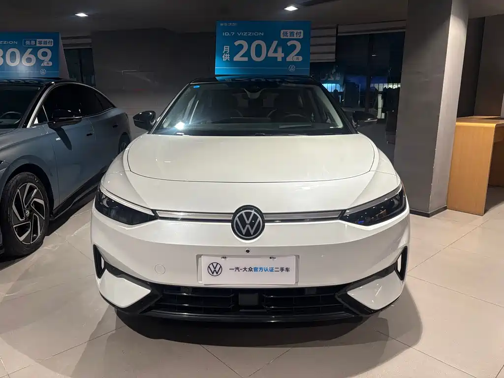 VOLKSWAGEN ID.7 VIZZION
