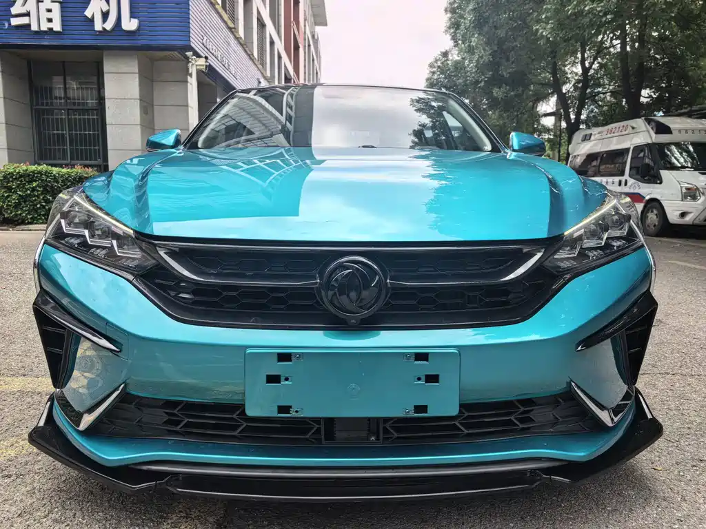 Aeolus Yixuan — миниатюра 3