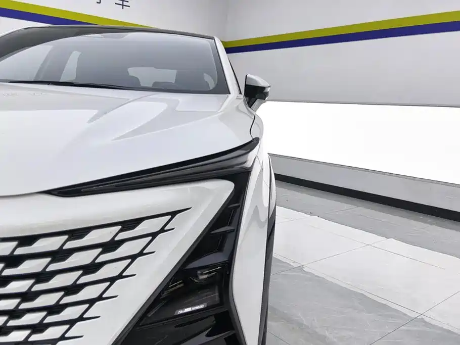 Changan UNI-T — миниатюра 5