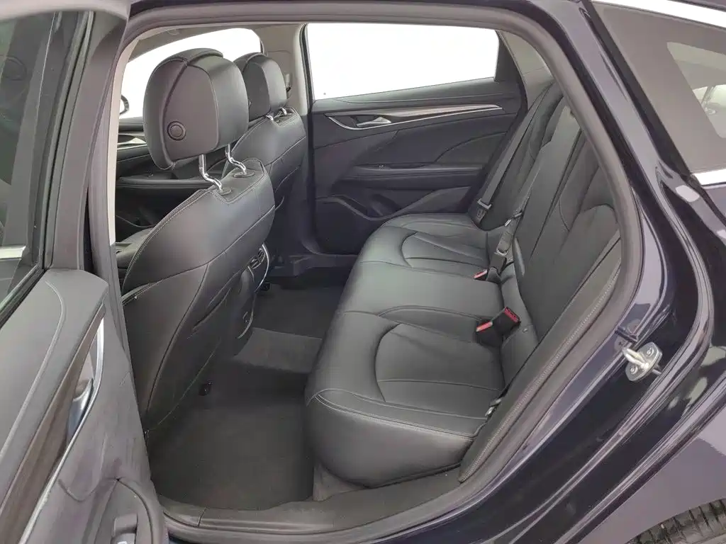 Buick LaCrosse — миниатюра 15
