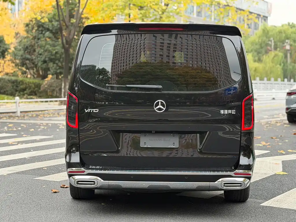 MERCEDES-BENZ VITO