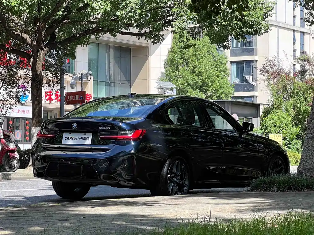 BMW 3 Series — миниатюра 5