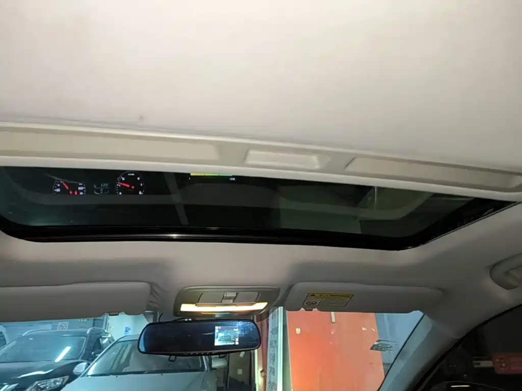 Roewe i6 Classic — миниатюра 18