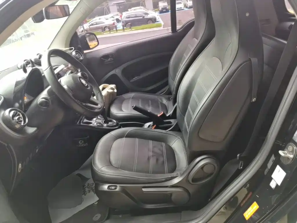 smart Smart Fortwo — миниатюра 15