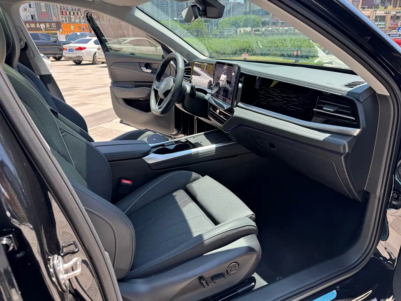 Volkswagen Passat 2025 Черный из Китая