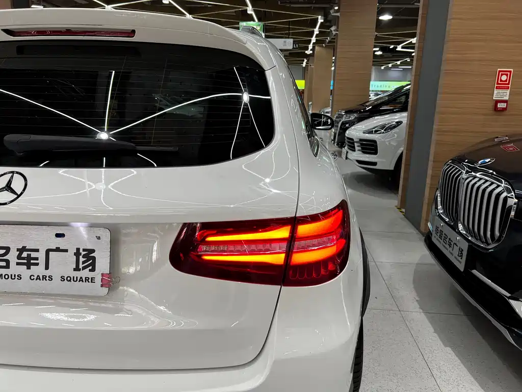 Mercedes-Benz GLC AMG — миниатюра 7