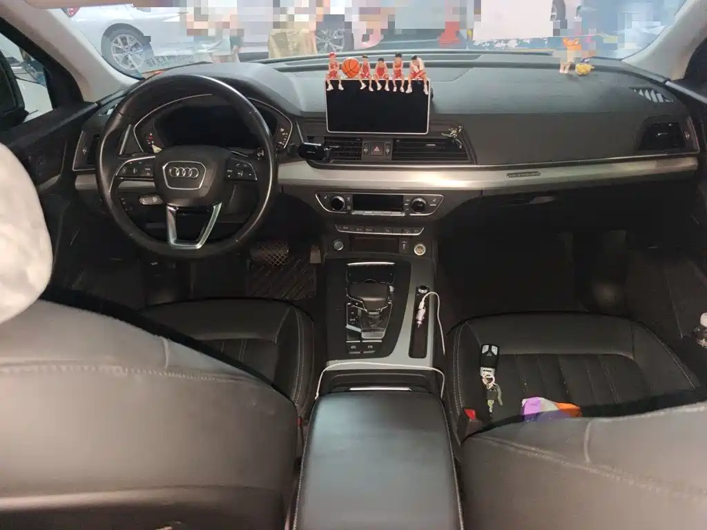 Audi Q5L — миниатюра 10