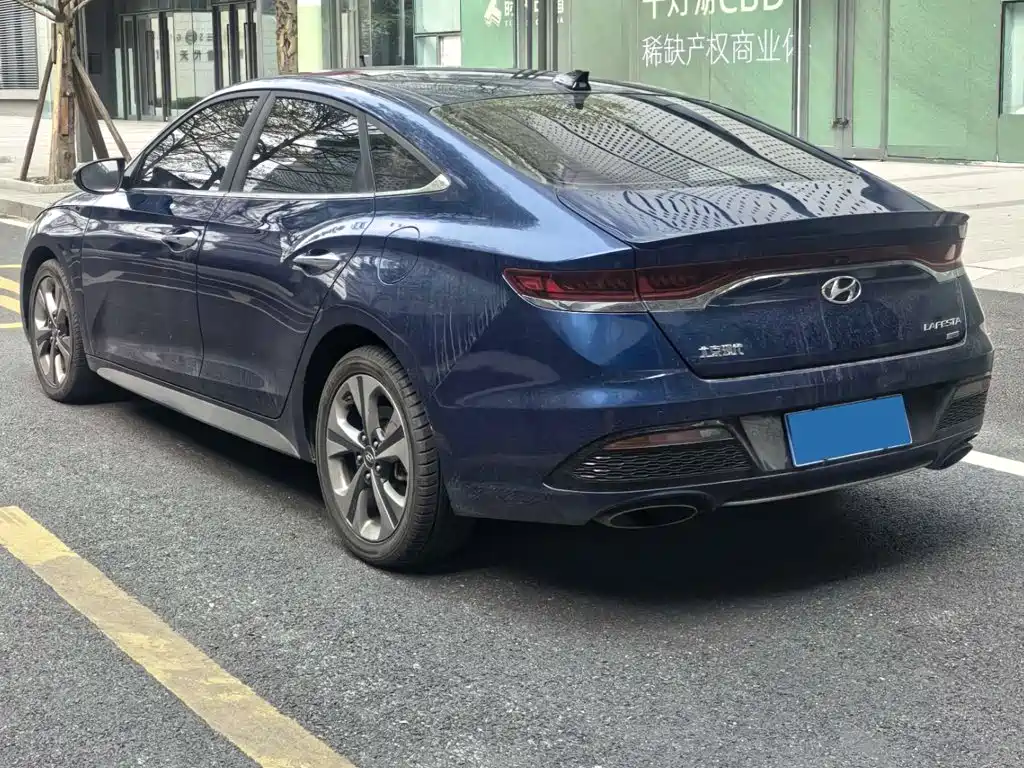 Hyundai Fista — миниатюра 7