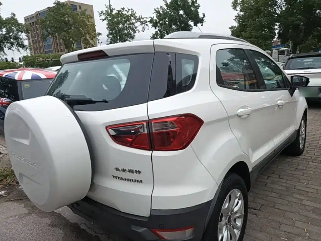 Ford Ecosport — миниатюра 7