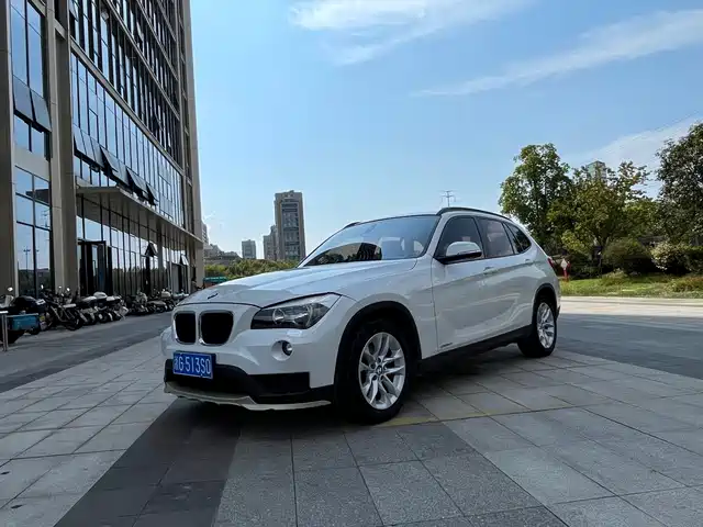 BMW  X1 2016