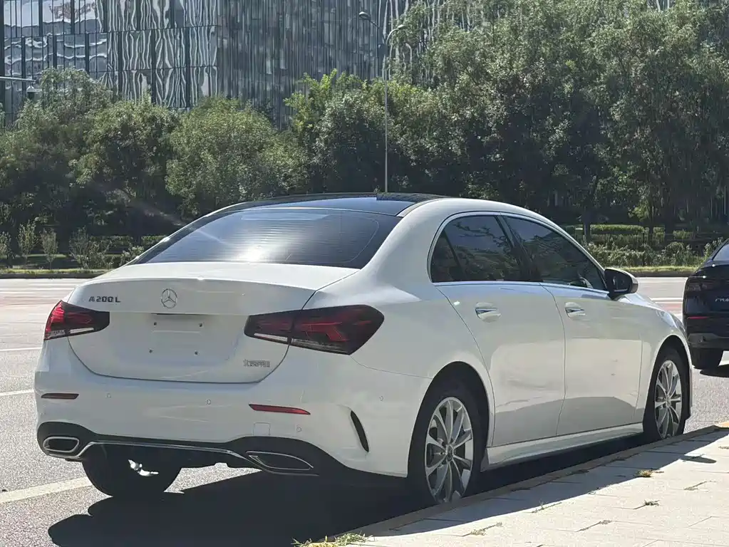 Mercedes-Benz A-Class — миниатюра 17