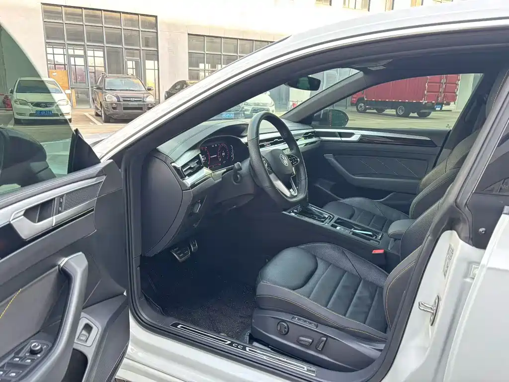 Volkswagen CC — миниатюра 4