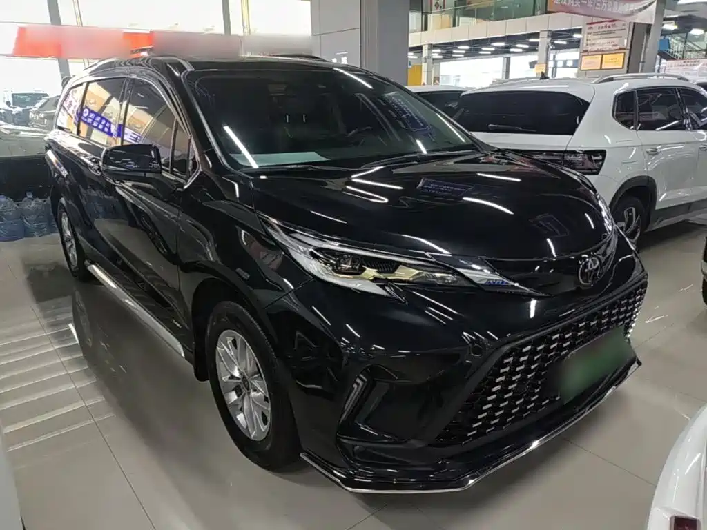 Toyota Granvia — миниатюра 4