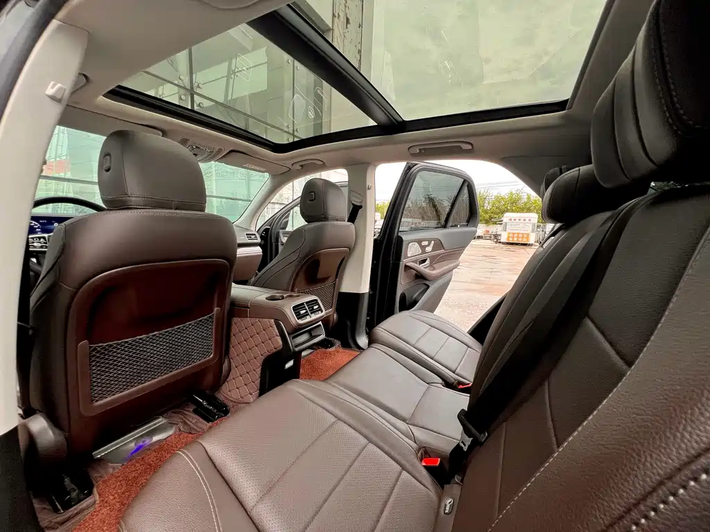 Mercedes-Benz GLE (Import) — миниатюра 11