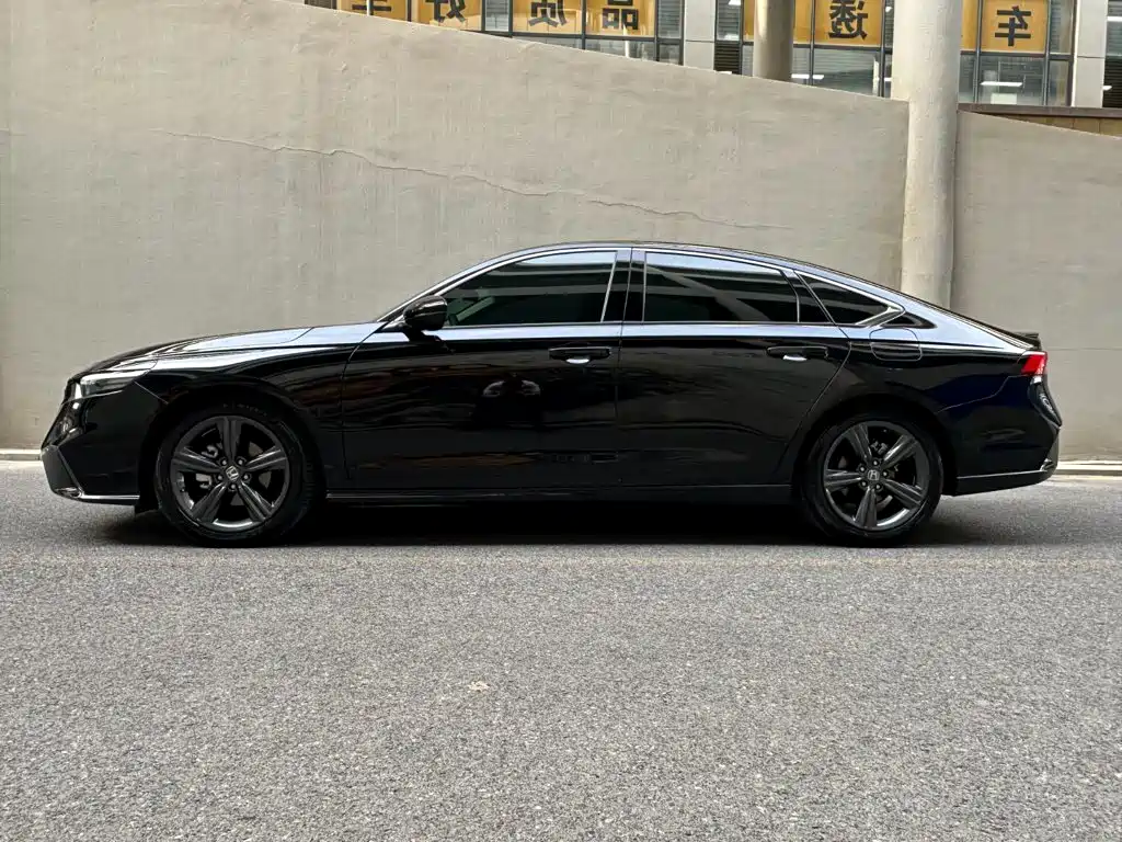 Honda Inspire — миниатюра 3