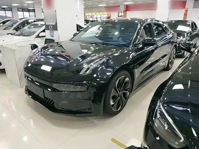Zeekr 001