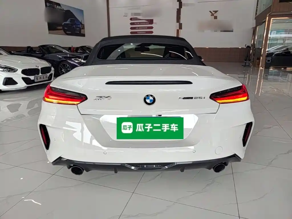 BMW Z4 — миниатюра 6