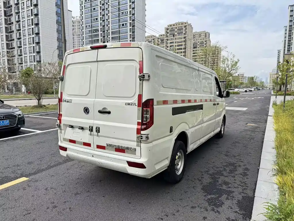 Dongfeng EM27 — миниатюра 13