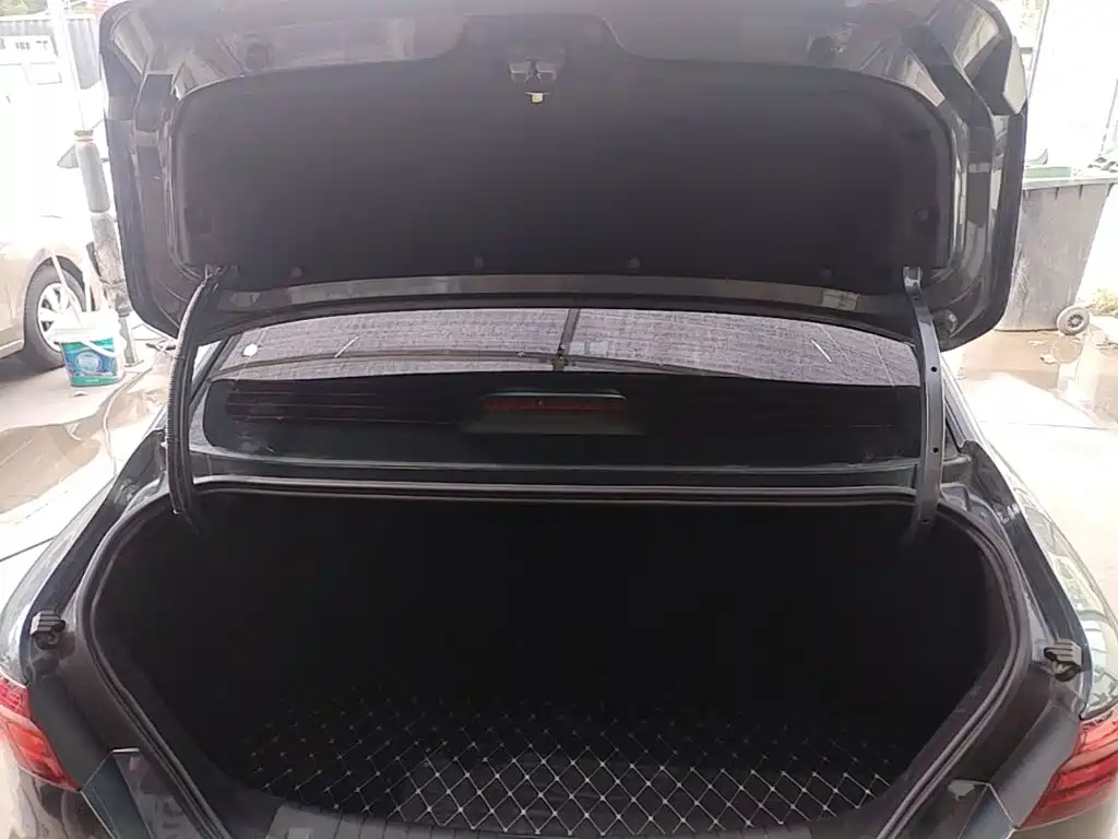 Geely Binrui — миниатюра 19