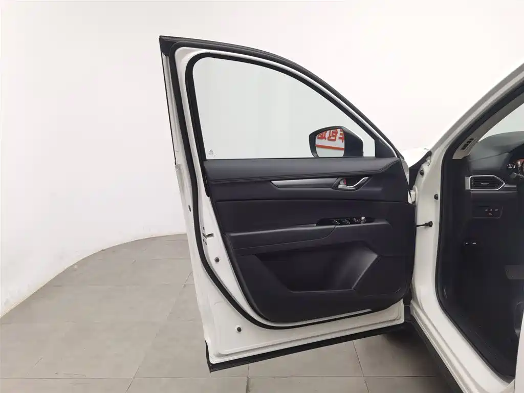 Mazda CX-5 2022 Белый из Китая