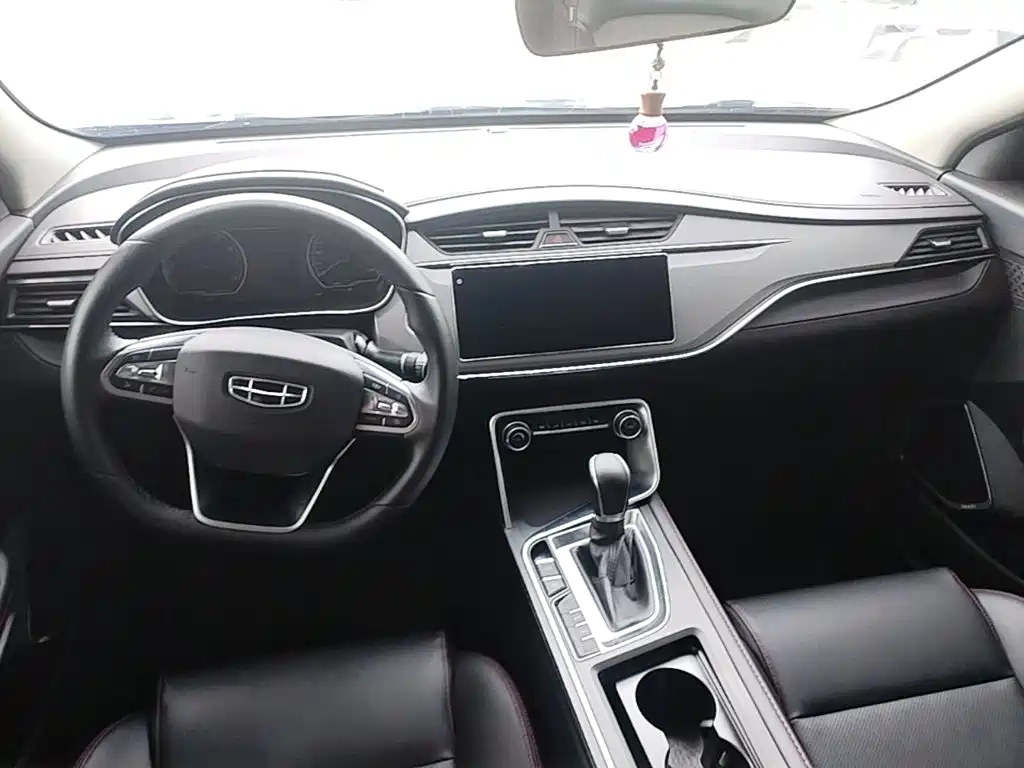 Geely Binrui — миниатюра 10